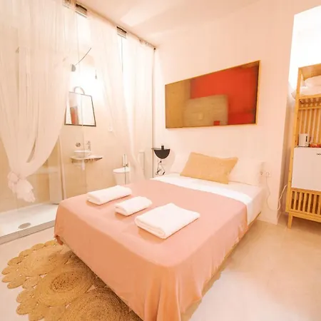 Sitges Beach Hostal 게스트하우스 시체스