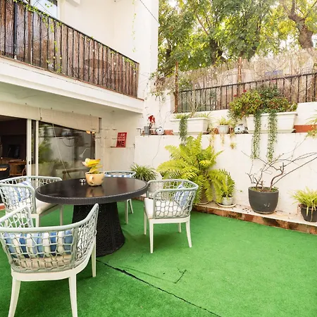 Sitges Beach Hostal 게스트하우스 시체스