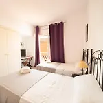 Sitges Beach Hostal Sitges