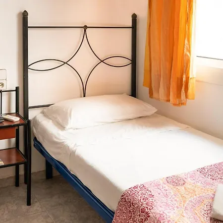 Sitges Beach Hostal Guest house *