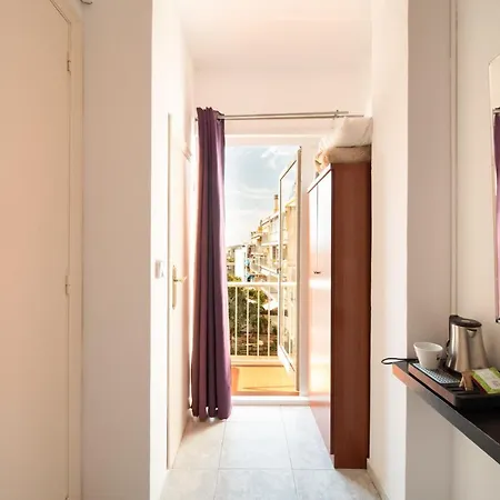 Sitges Beach Hostal Guest house *