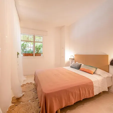 Guest house Sitges Beach Hostal *