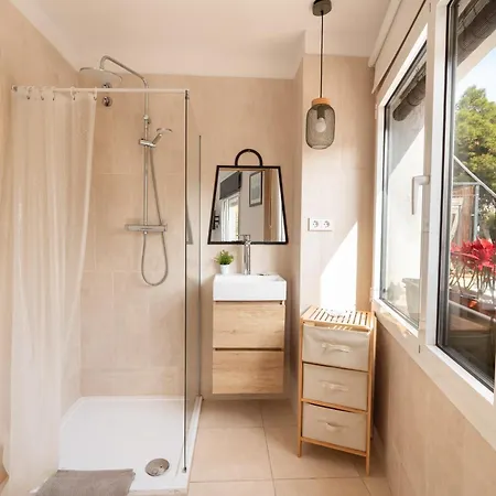 Sitges Beach Hostal Guest house