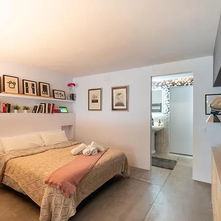 Sitges Beach Hostal